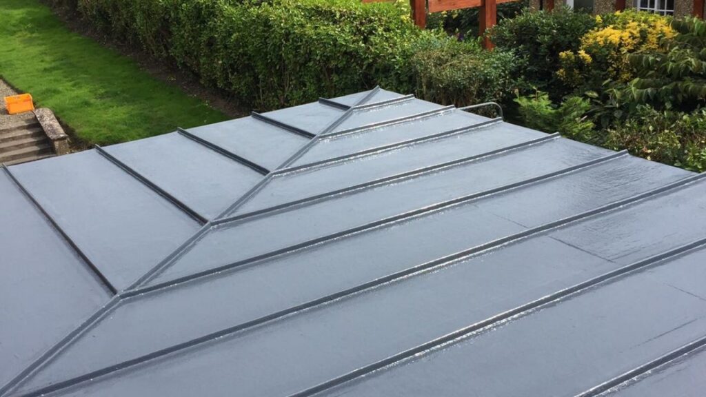 How to keep your corrugated fibreglass roofing clean?